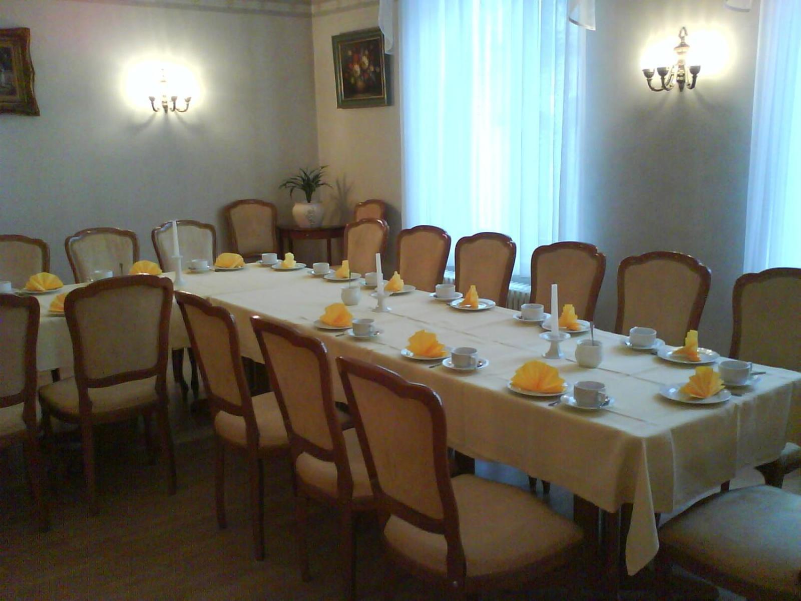 Hotel Alt-Karow Берлин Экстерьер фото