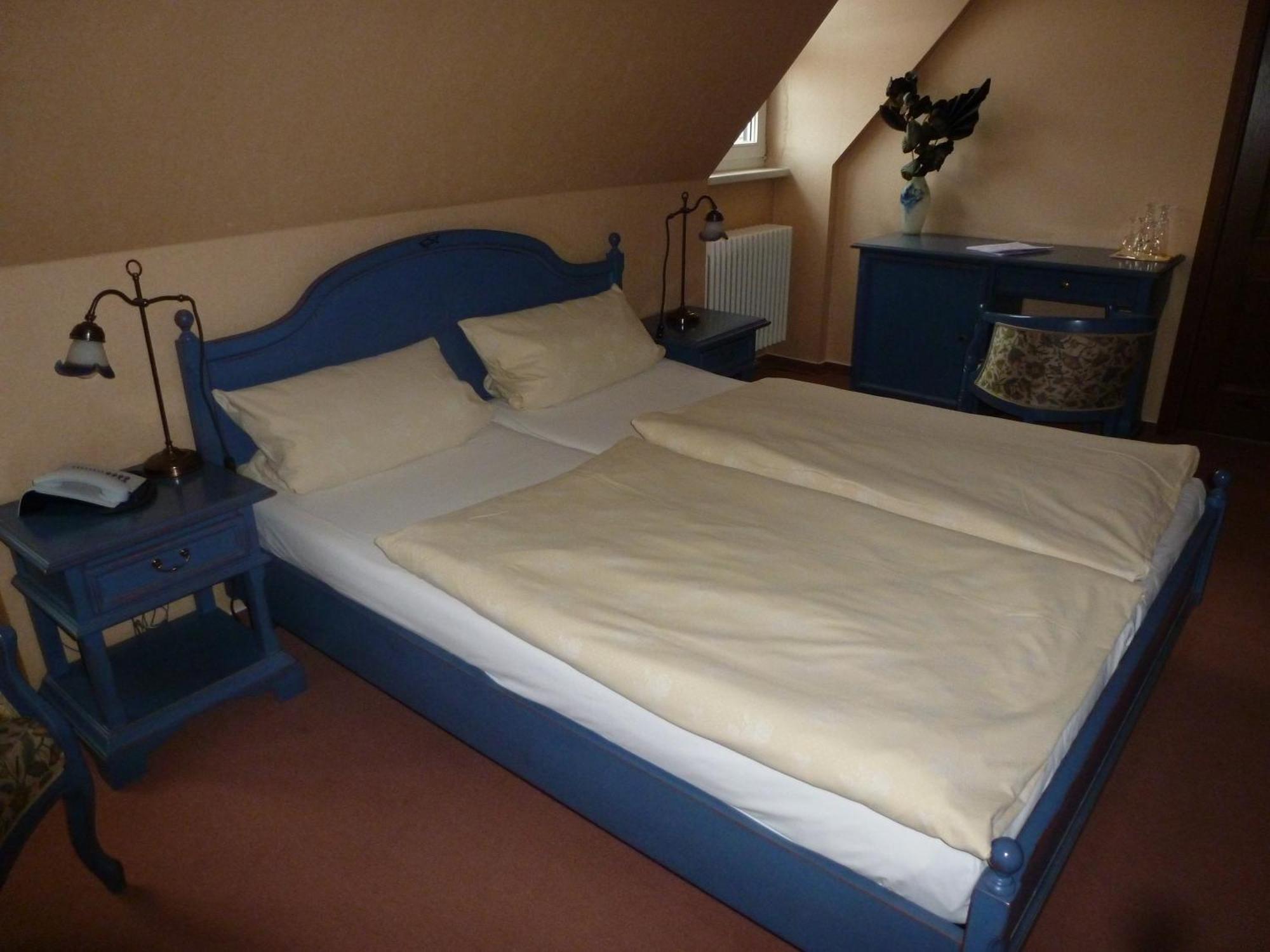 Hotel Alt-Karow Берлин Экстерьер фото
